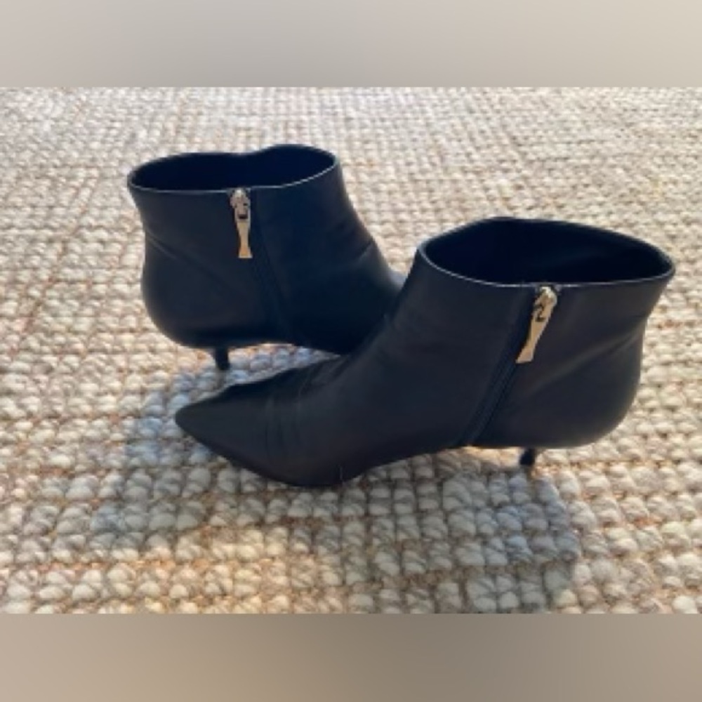Kate Spade black leather Olly boots